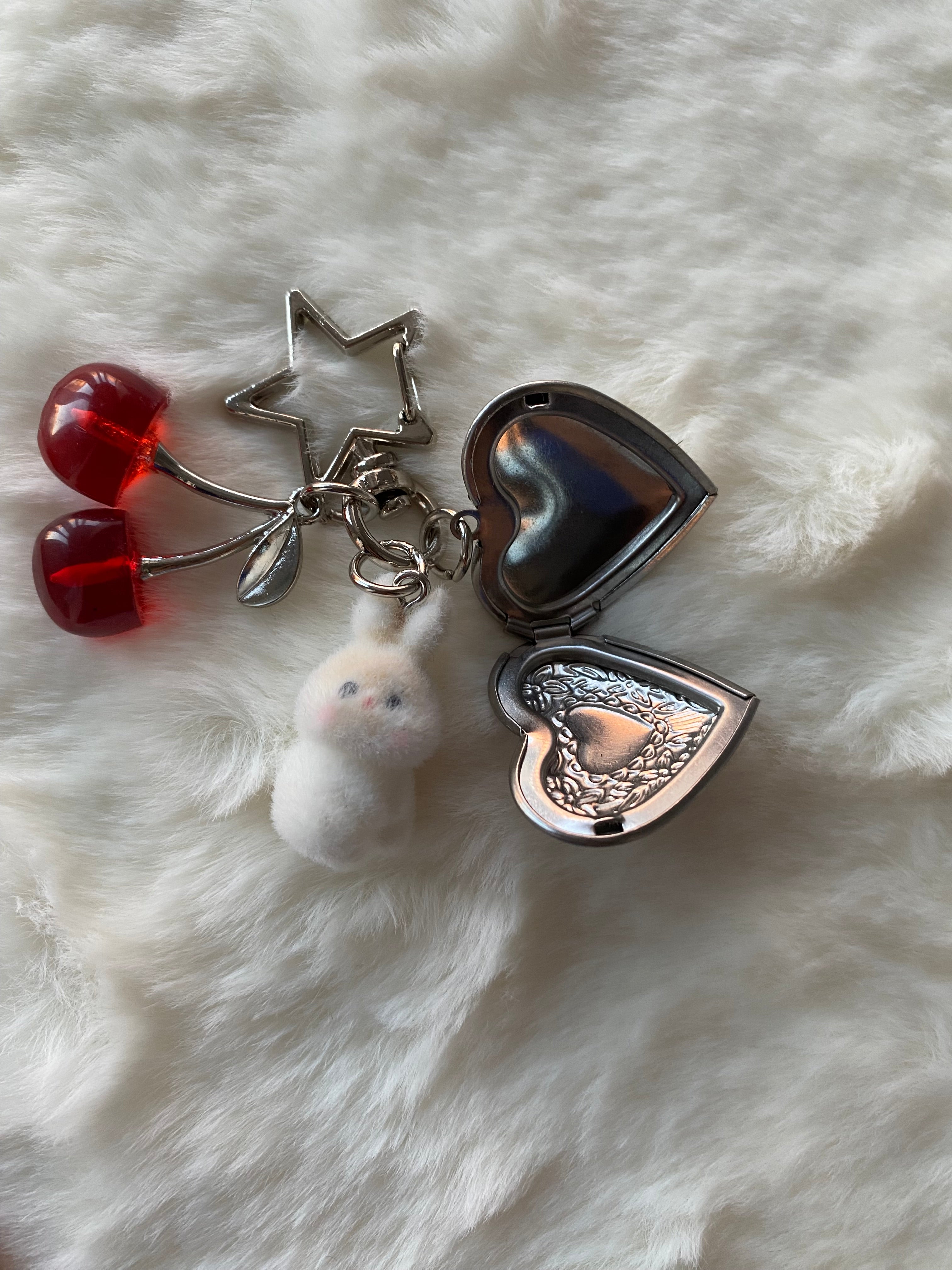 Cherry Charm Anahtarlık