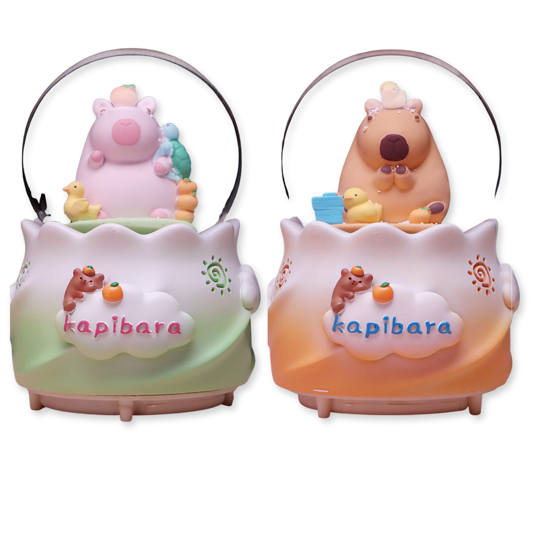 Kapibara Işıklı Müzikli Kar Küresi (Büyük Boy)