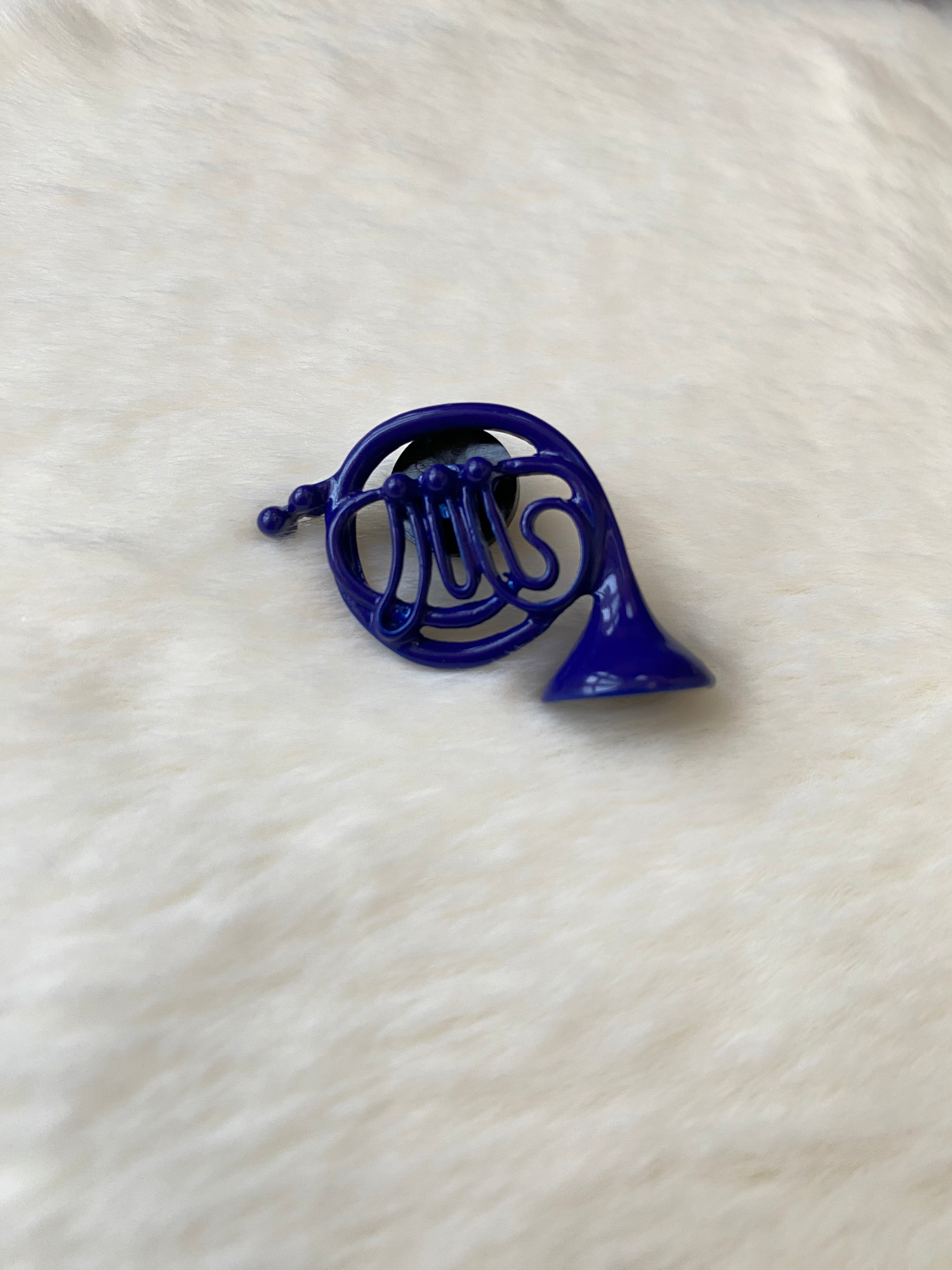 Mavi Fransız Kornosu Broş